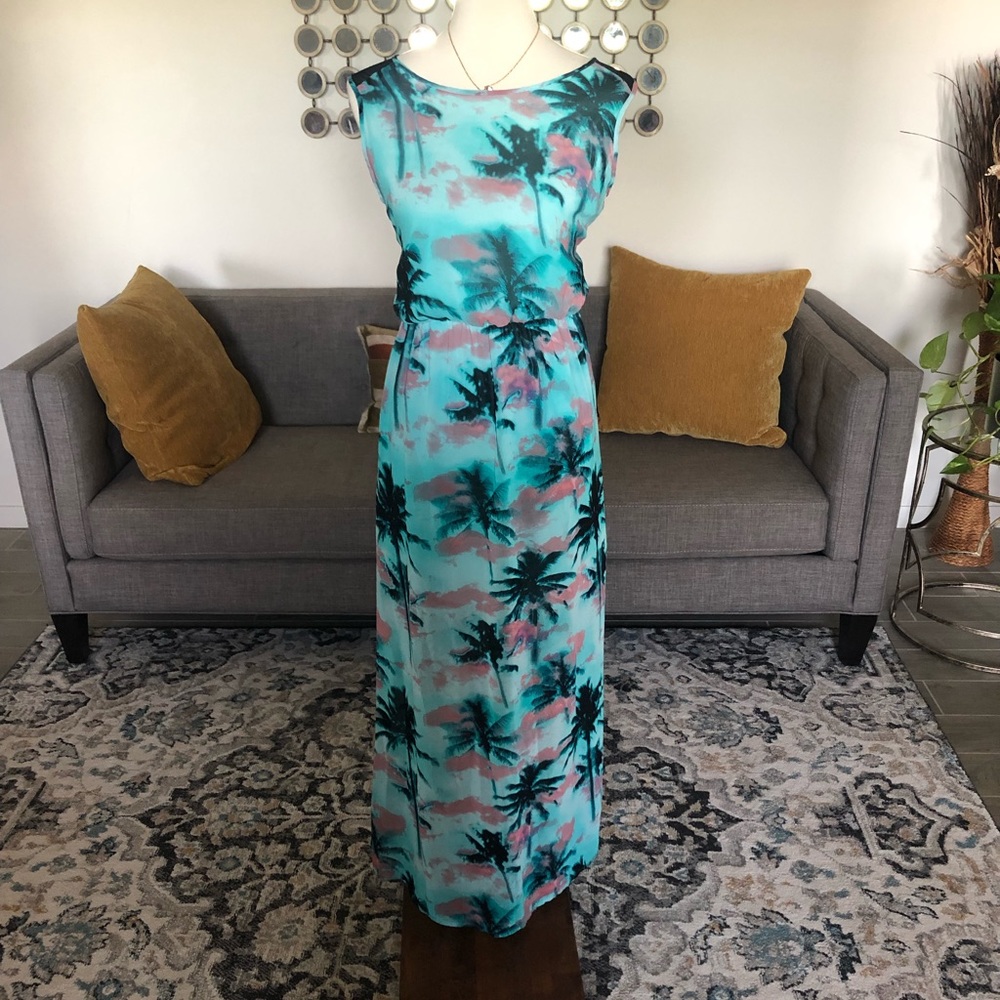 Forever 21 Sunset Palm Tree Maxi Dress